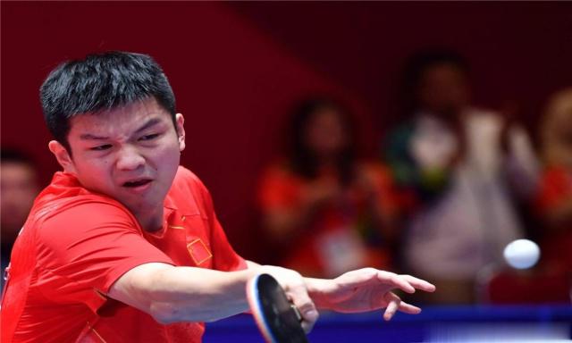 而赵睿则凭 而赵睿则凭