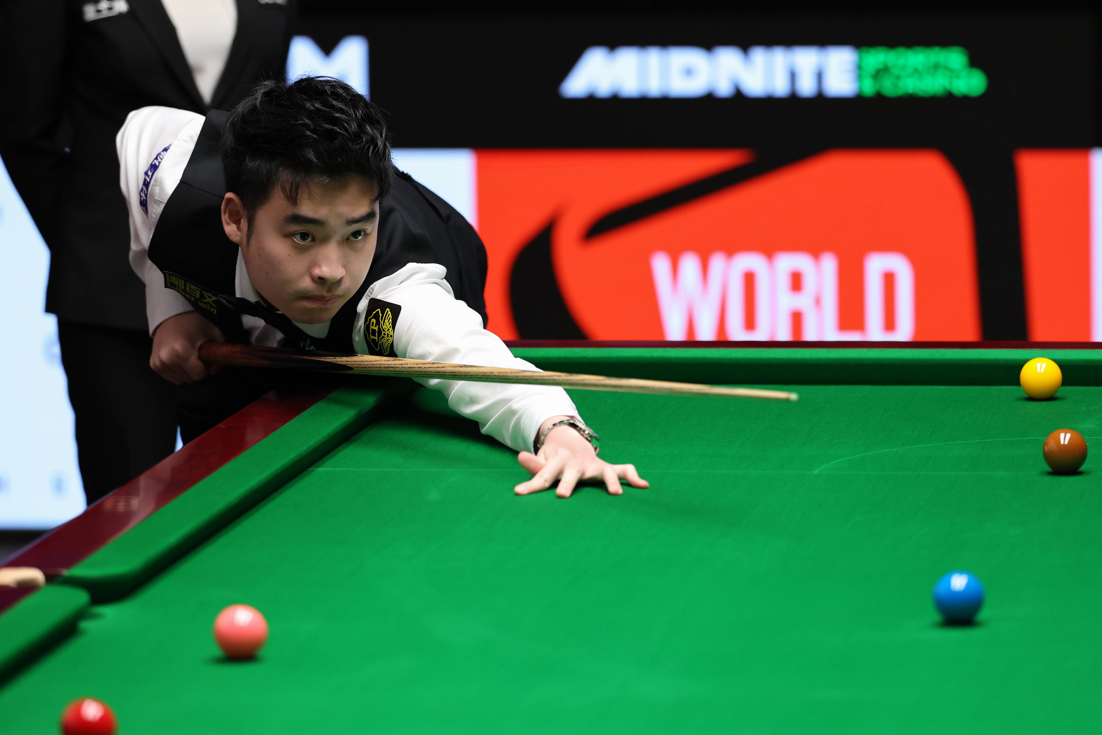 业团队的介 业团队的介